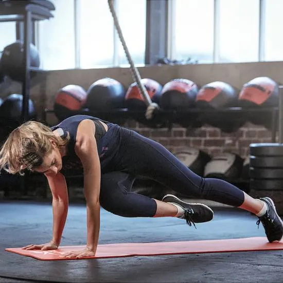 Training Mat - 7mm - Red fra Reebok