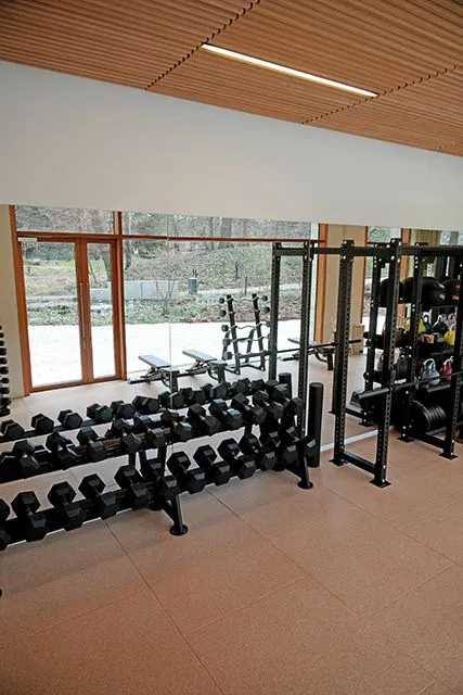 YO Studios - High-end træningsunivers med fokus på oplevelse