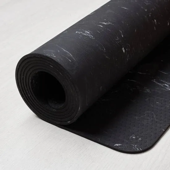 Equilibrium Infinity Yogamatte Black fra Equilibrium Equilibrium Infinity Yogamatte Black fra Equilibrium