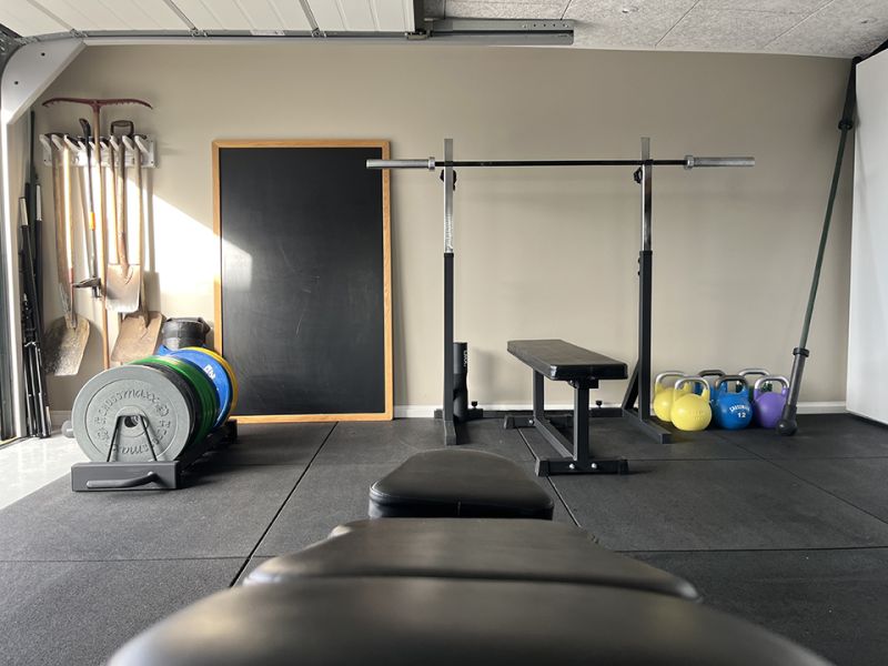 Sådan skabte Josephine sit drømme-home gym i garagen